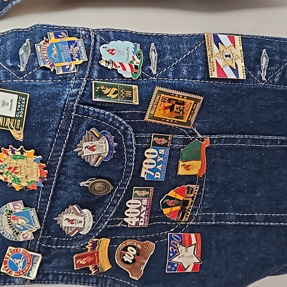 Olympic pins on denim vest - 60+ pins - size Med by Studio 25 - Fun and unique - Picture 5 of 7